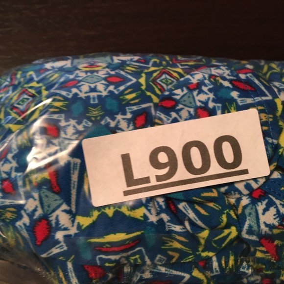 LuLaRoe T Shirt 3X Short Sleeve High Low Knit Geometric Print Blue Casual Scoop - Picture 9 of 9